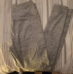 Victoria's Secret Ultimate Pocket Legging SZ 10